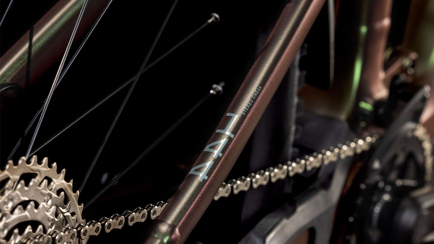 Cube Stereo Hybrid ONE77 HPC AT 800 carbon´n´gold - VELOCONECT