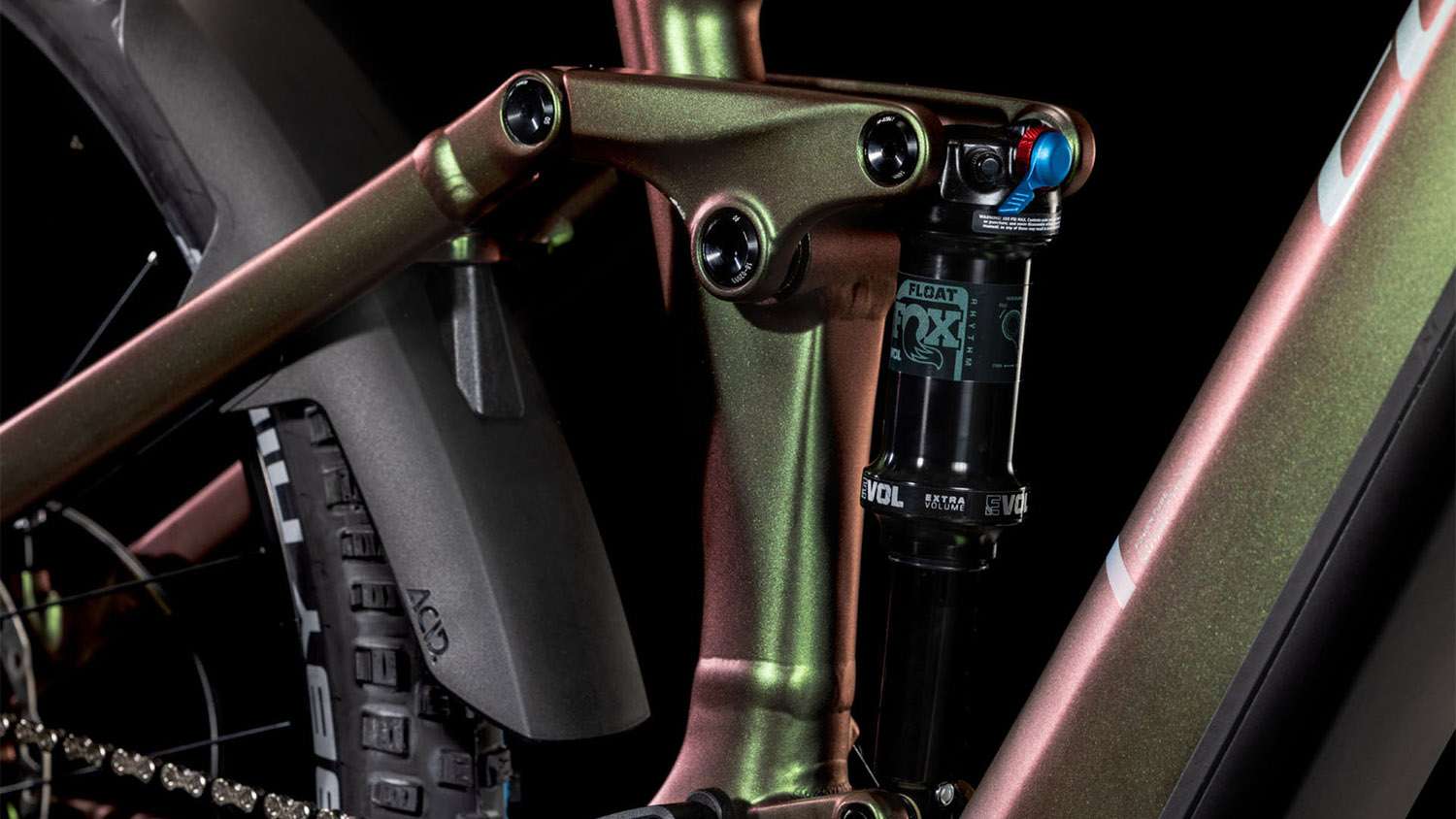 Cube Stereo Hybrid ONE77 HPC AT 800 carbon´n´gold - VELOCONECT