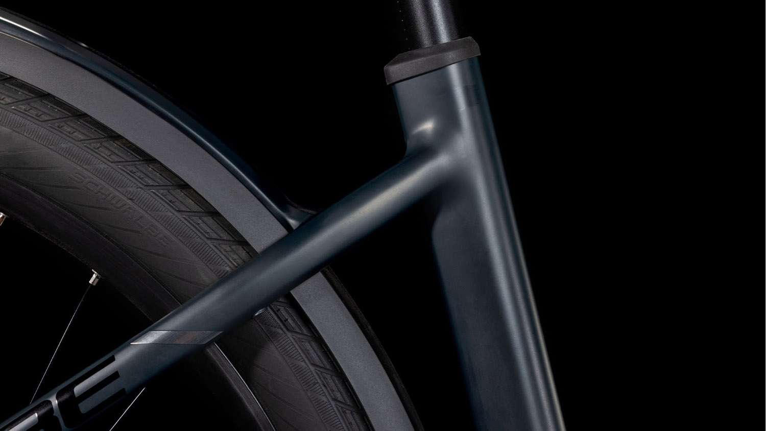 Cube Kathmandu Hybrid Comfort Pro 800 Easy Entry night´n´chrome - VELOCONECT